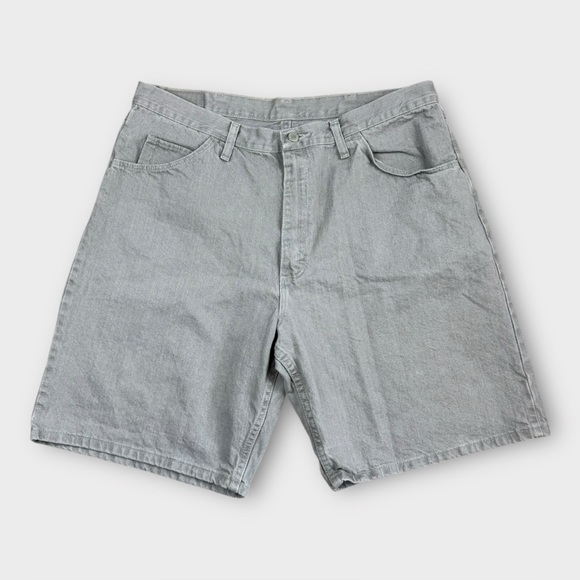 Wrangler Denim Shorts Men’s 38 Relaxed Fit Gray Jean Shorts Vintage Streetwear - Picture 1 of 8